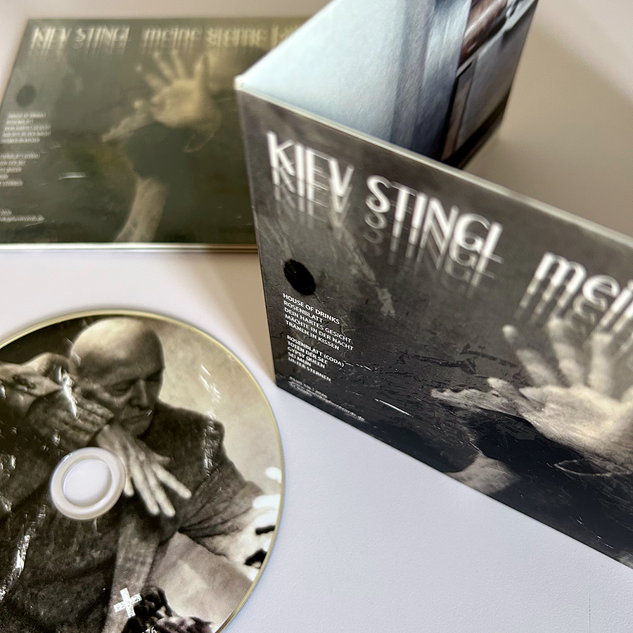 Kiev Stingl’s swan song:  Meine Sterne fallen